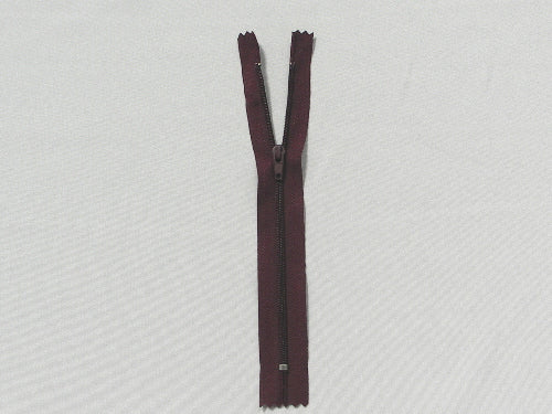 9" Zippers